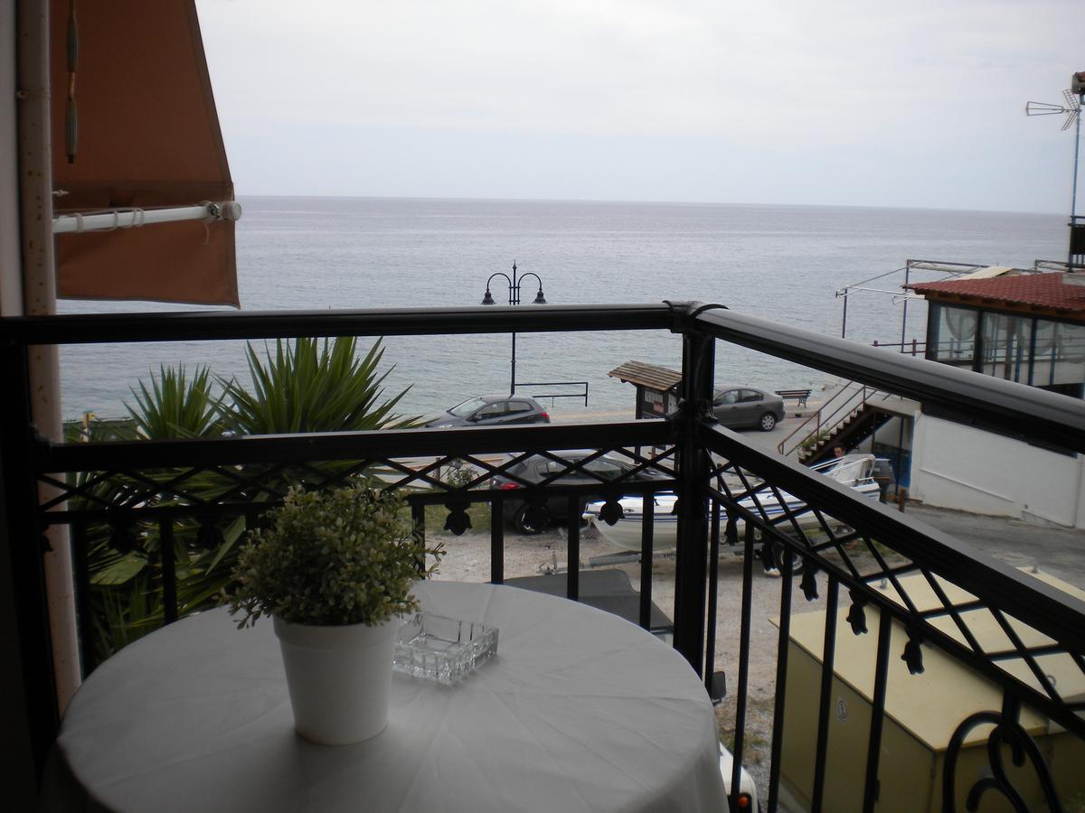 Ενοικιαζόμενα Δωμάτια "Pelion Plaza" Agios Ioannis  Экстерьер фото